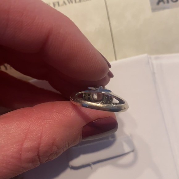 Diamond Nexus Labs stone with Diamond and white gold setting - Picture 4 of 9